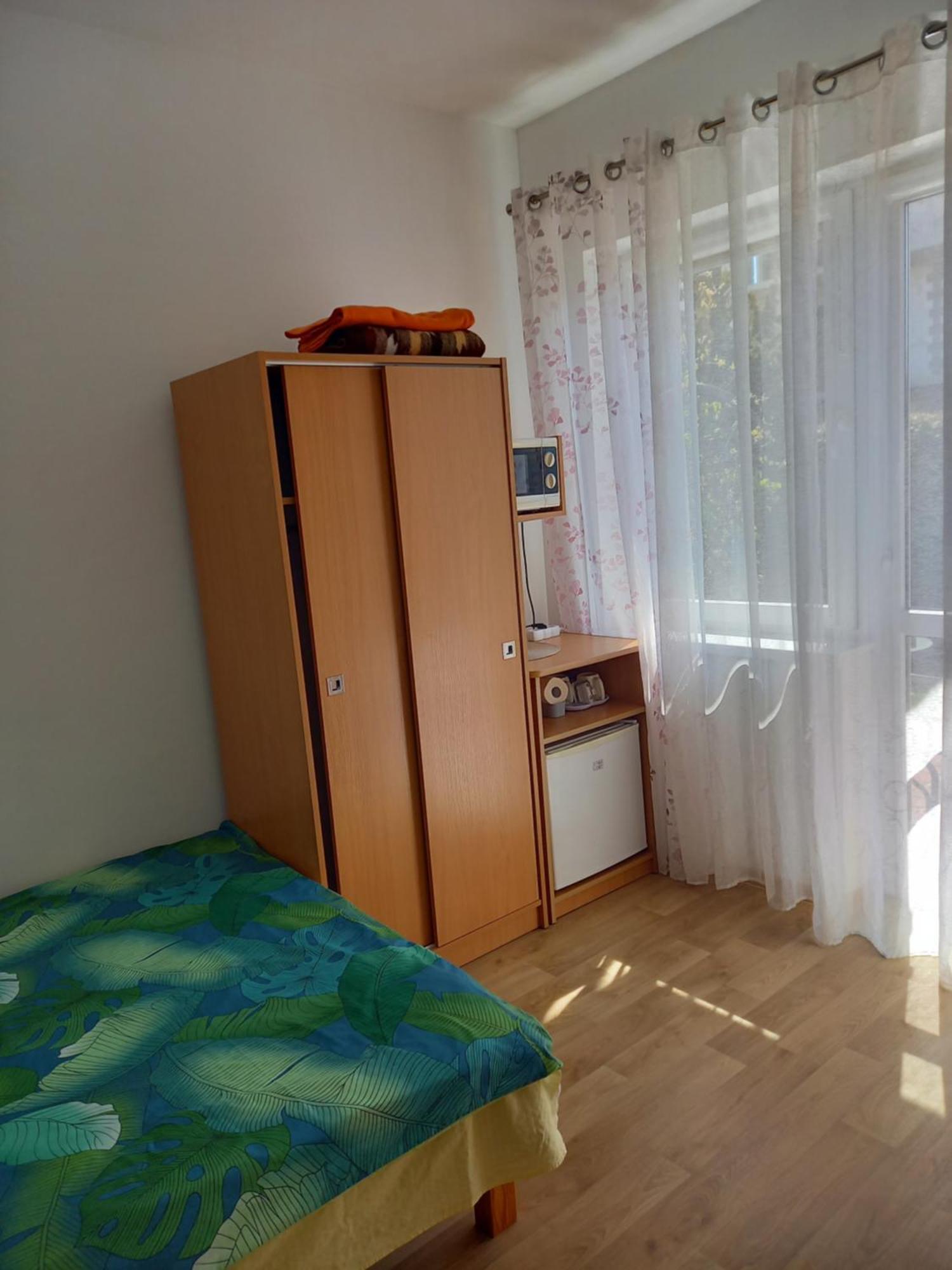 Pokoje Goscinne U Teresy Mrzeżyno Exterior foto